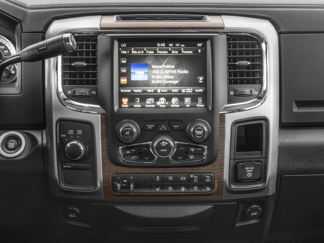 2017 RAM 2500 Laramie Crew Cab 4x4 8' Box