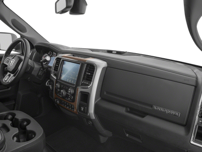 2017 RAM 2500 Laramie Crew Cab 4x4 8' Box
