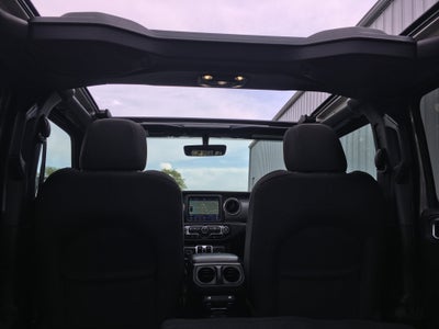2022 Jeep Wrangler Unlimited Willys 4x4
