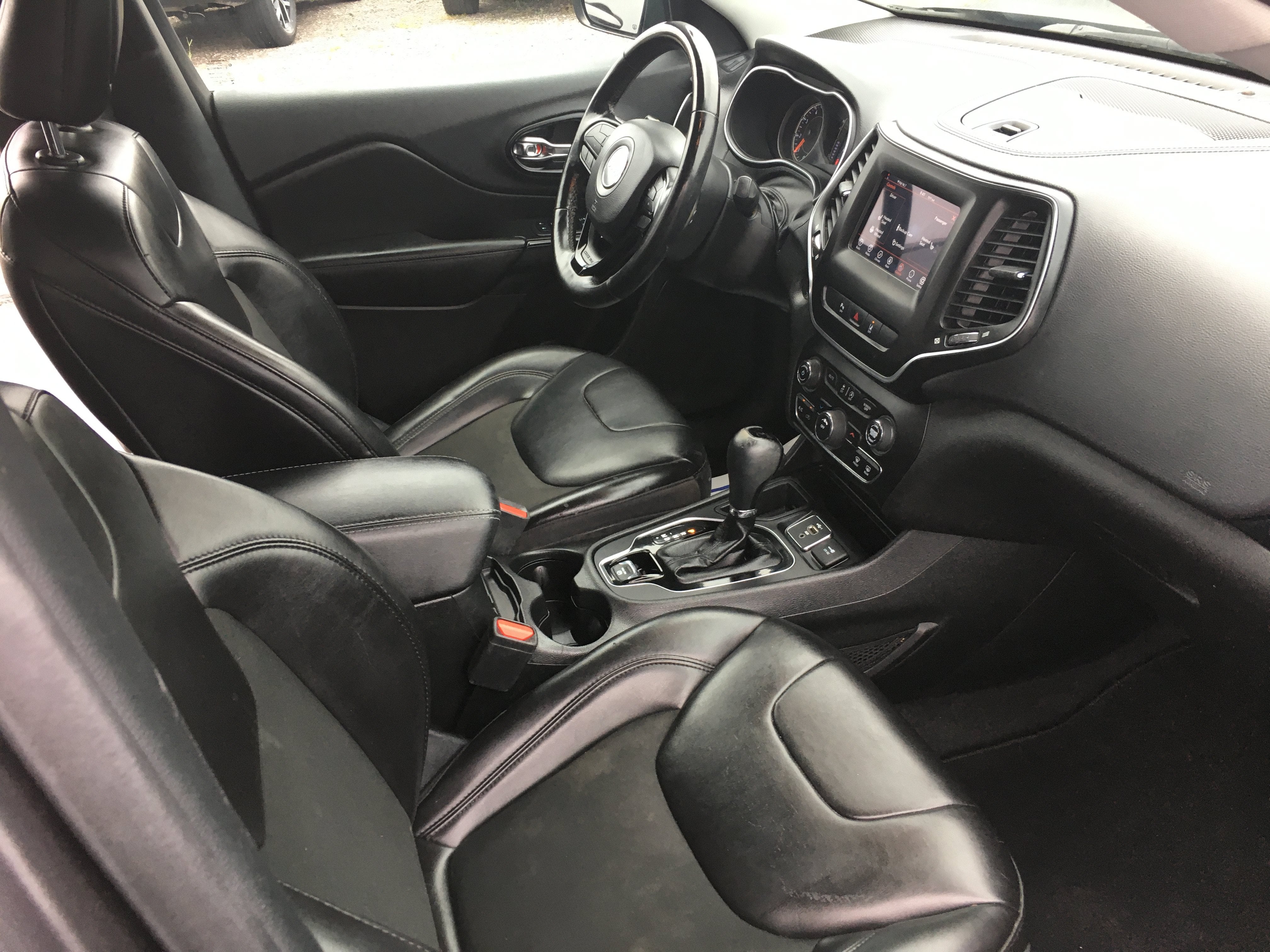 2021 Jeep Cherokee Altitude