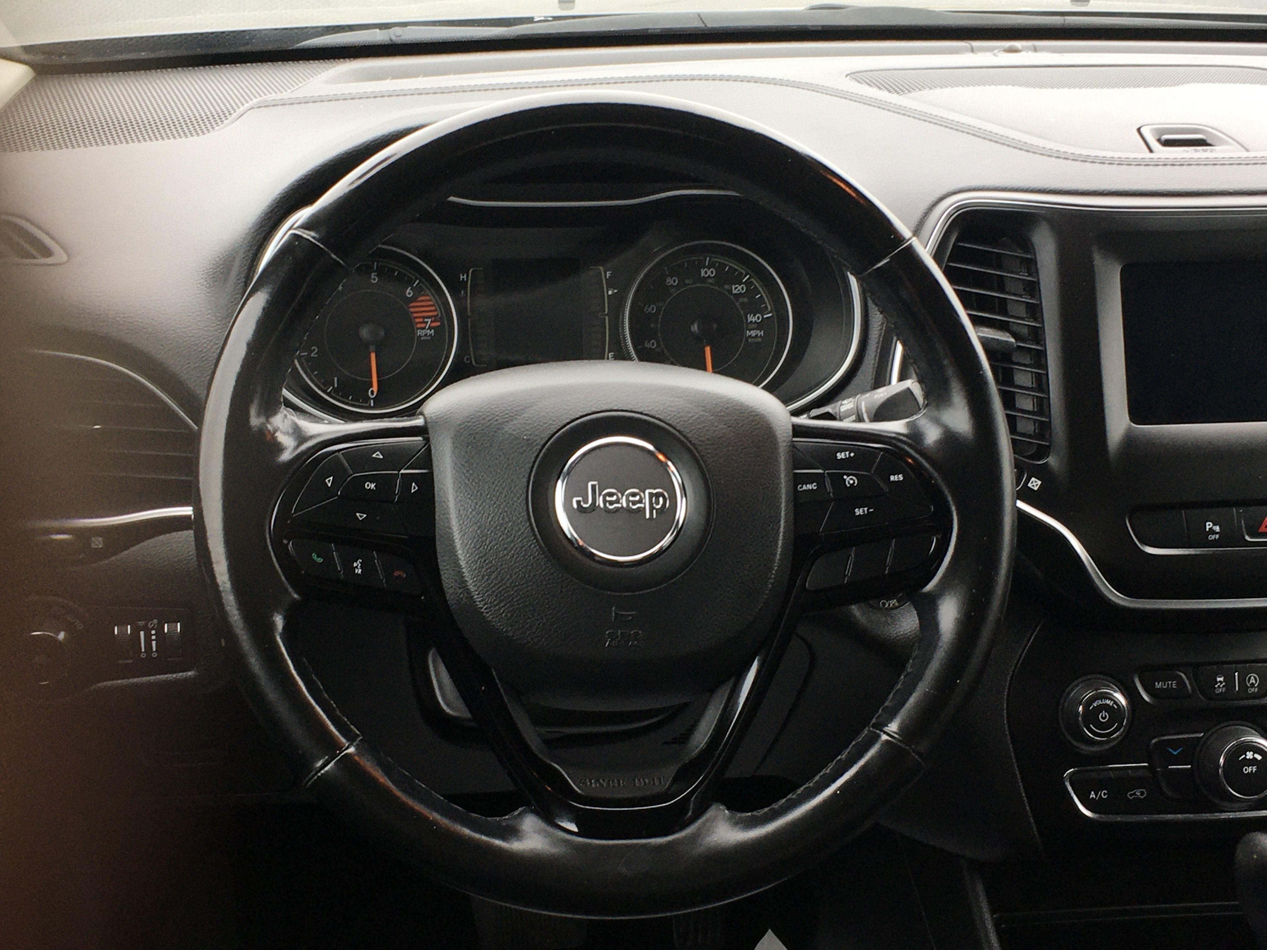 2021 Jeep Cherokee Altitude