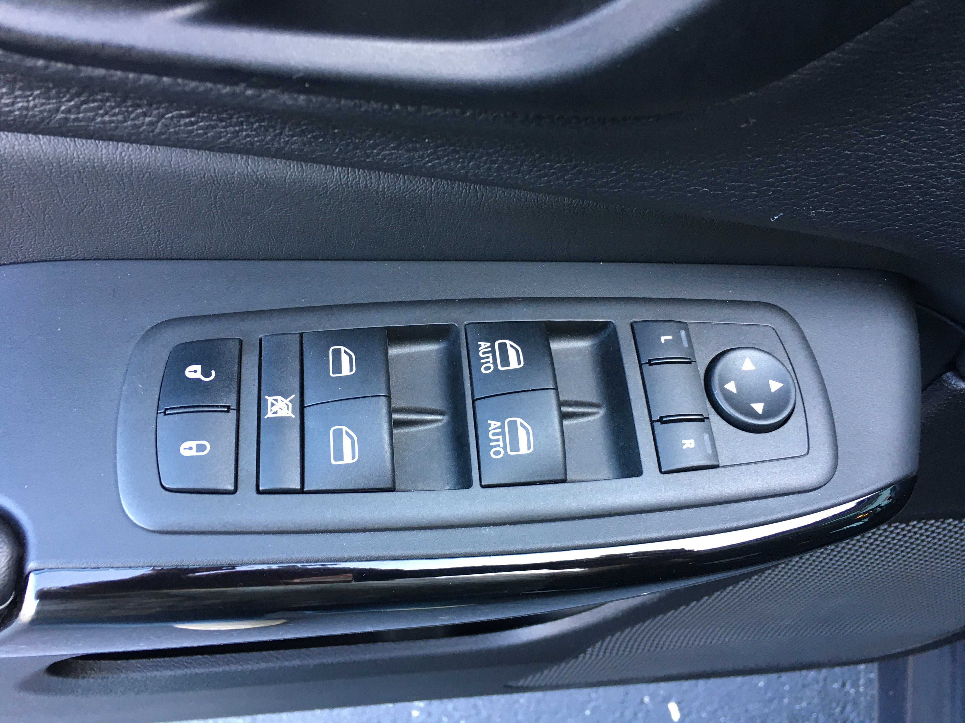 2023 Jeep Cherokee Altitude Lux 4x4