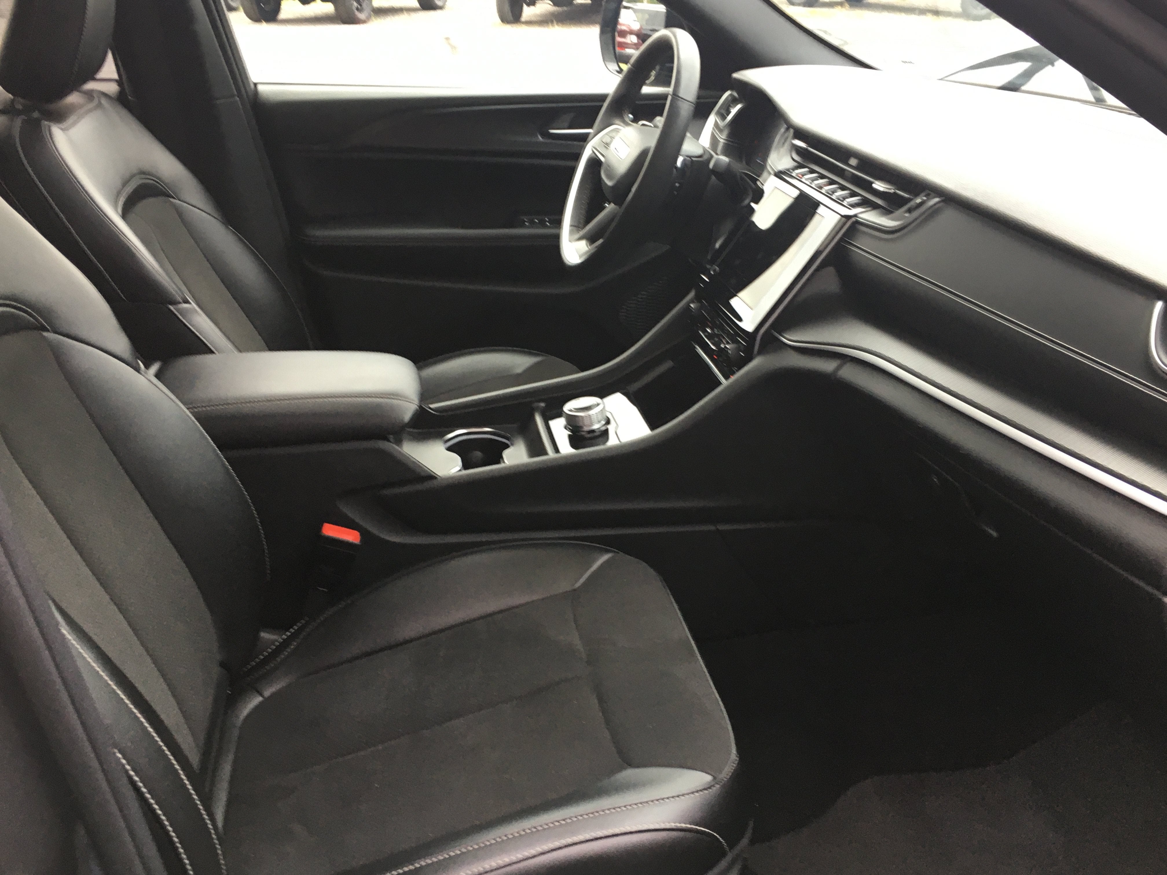 2023 Jeep Grand Cherokee Altitude X 4x4