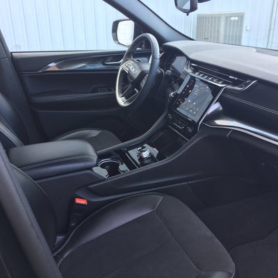 2023 Jeep Grand Cherokee Altitude 4x4