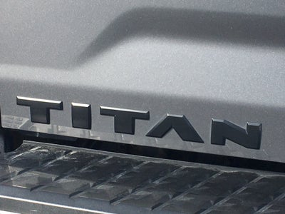 2019 Nissan TITAN SL