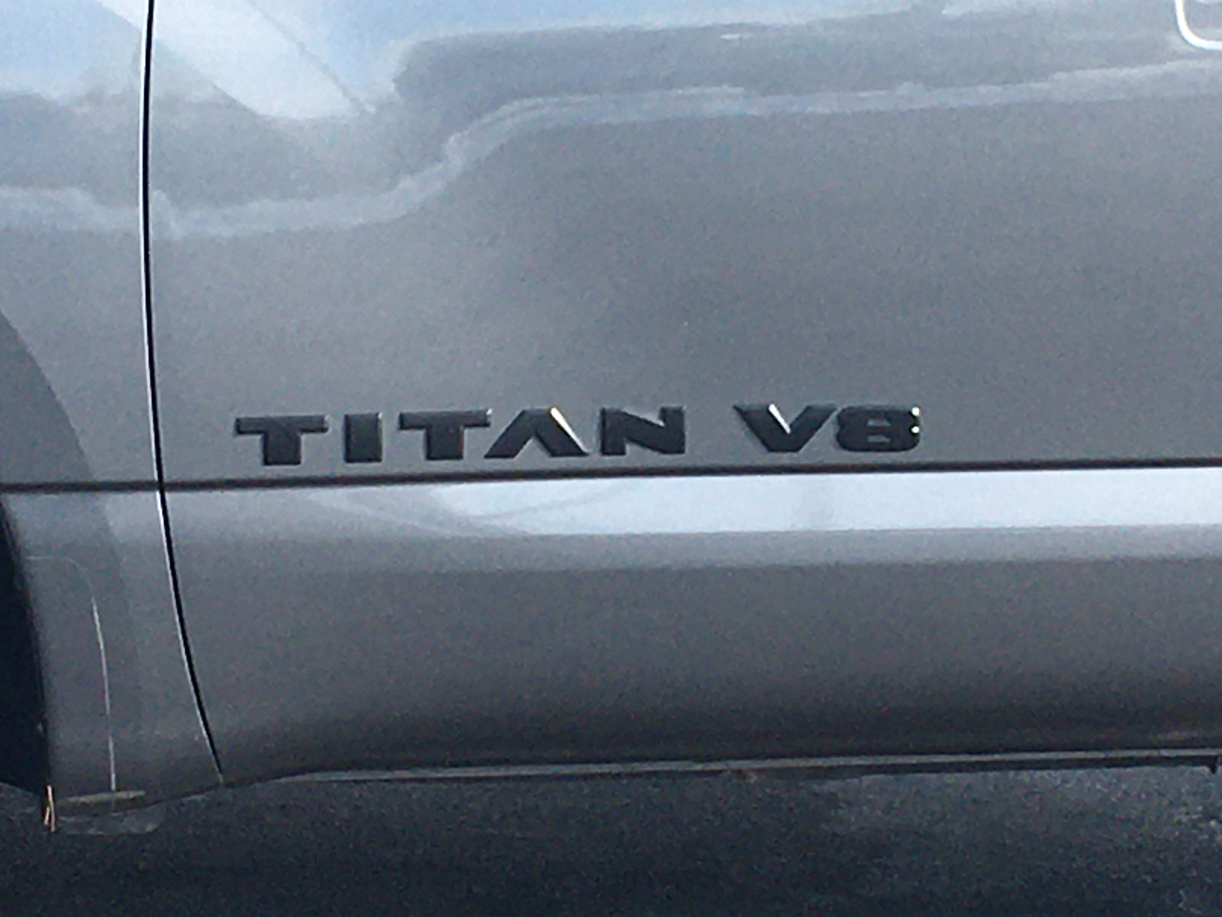 2019 Nissan TITAN SL