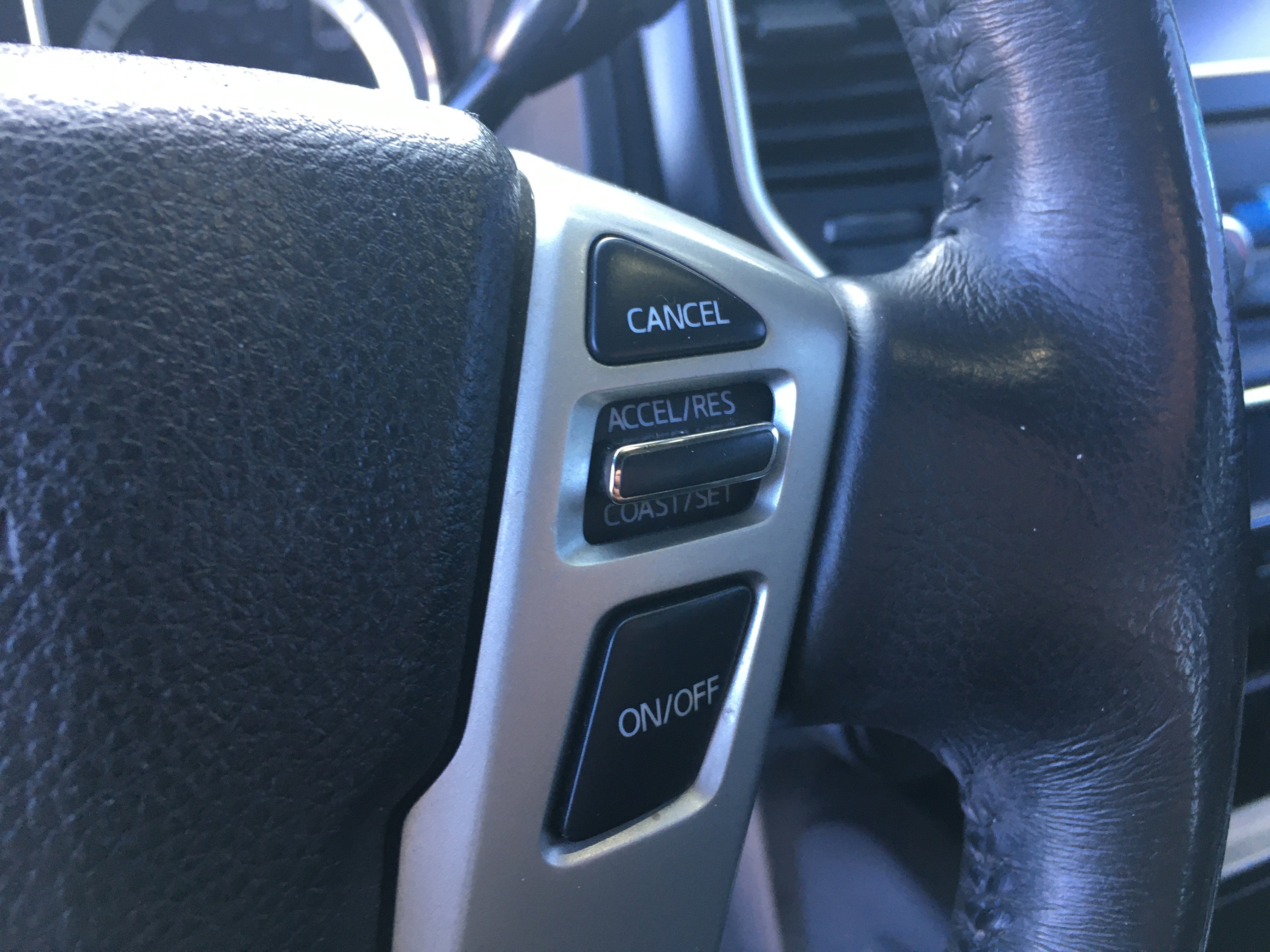 2019 Nissan TITAN SL