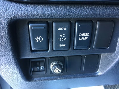 2019 Nissan TITAN SL