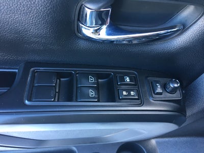 2019 Nissan TITAN SL