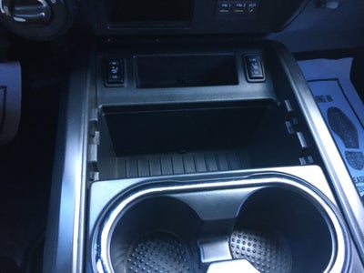 2019 Nissan TITAN SL