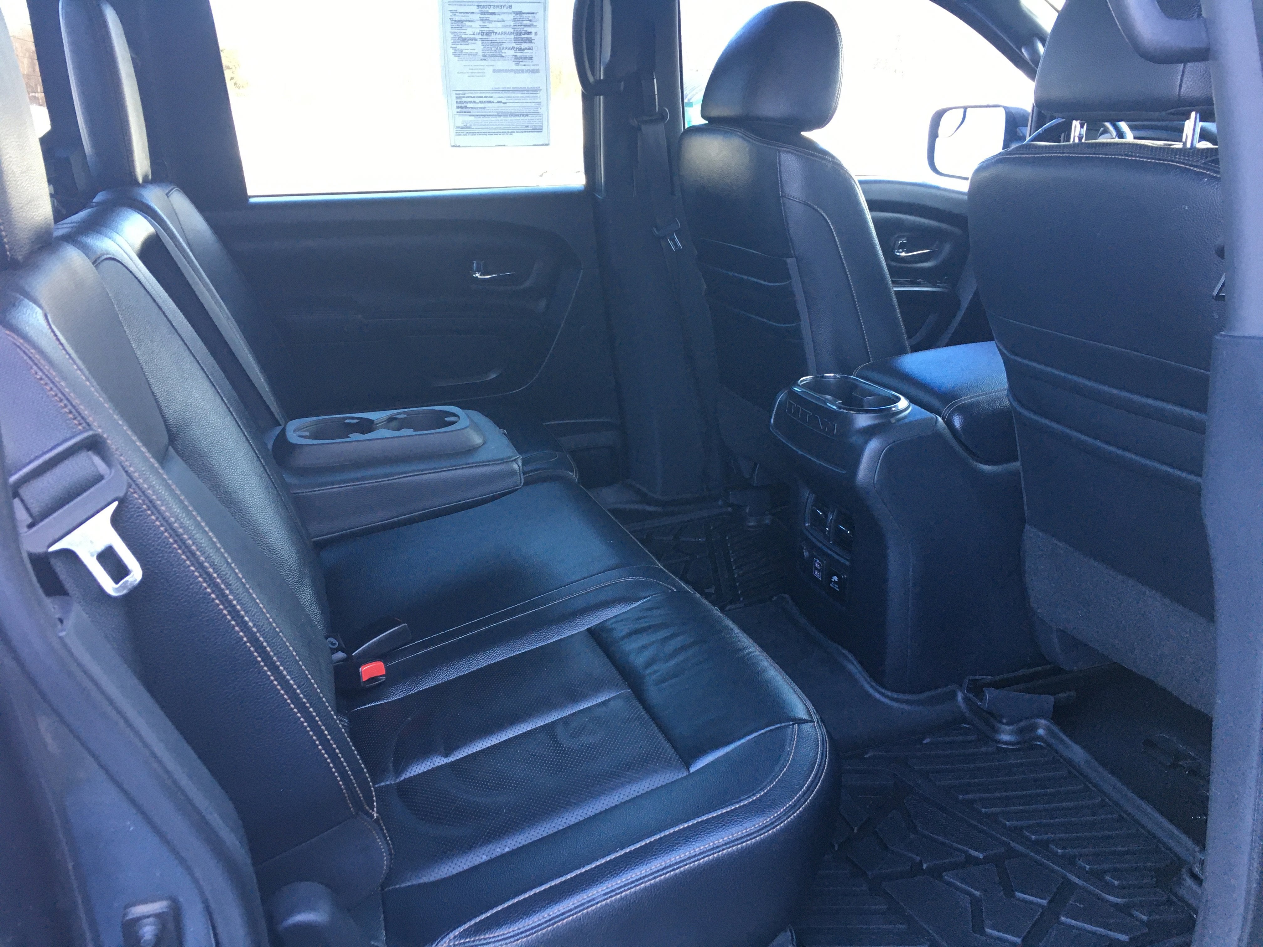 2019 Nissan TITAN SL