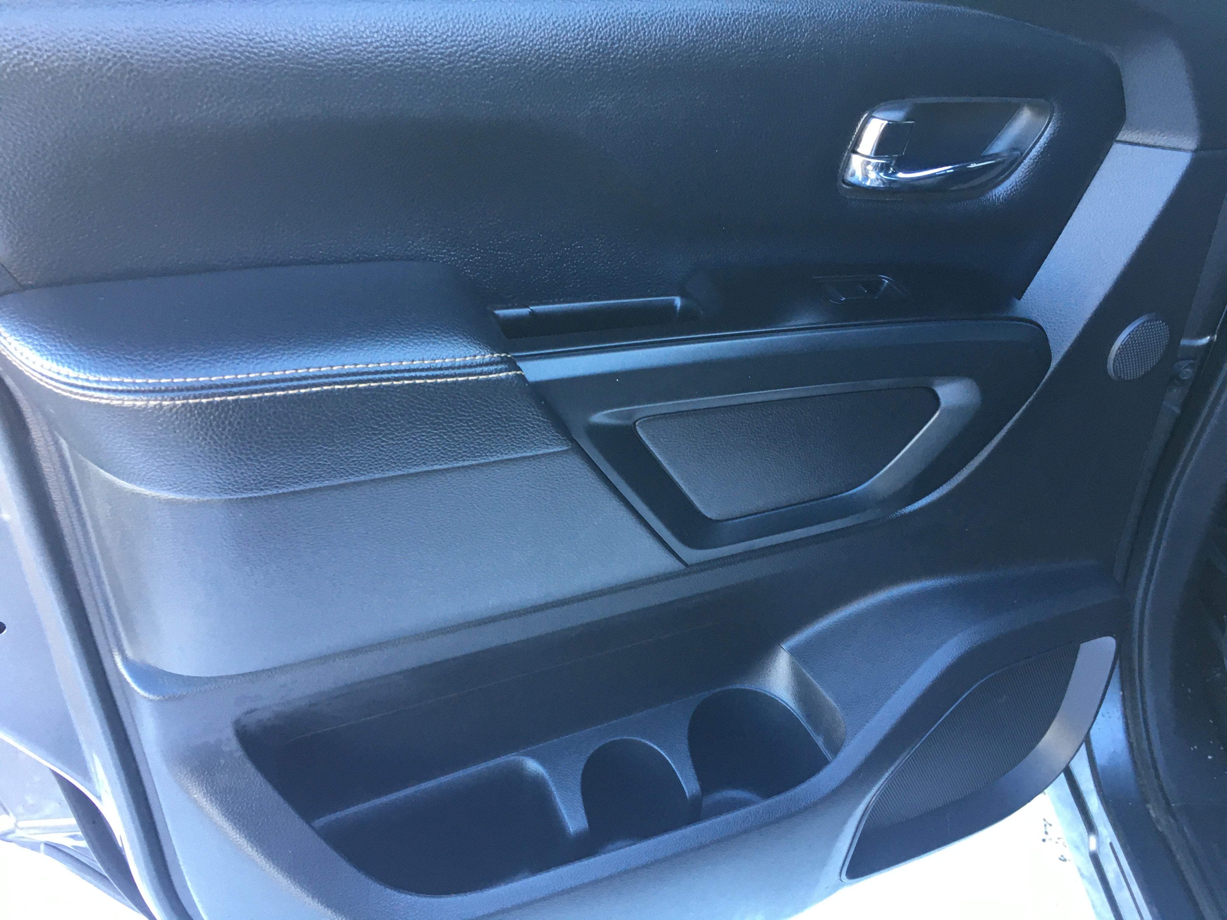 2019 Nissan TITAN SL