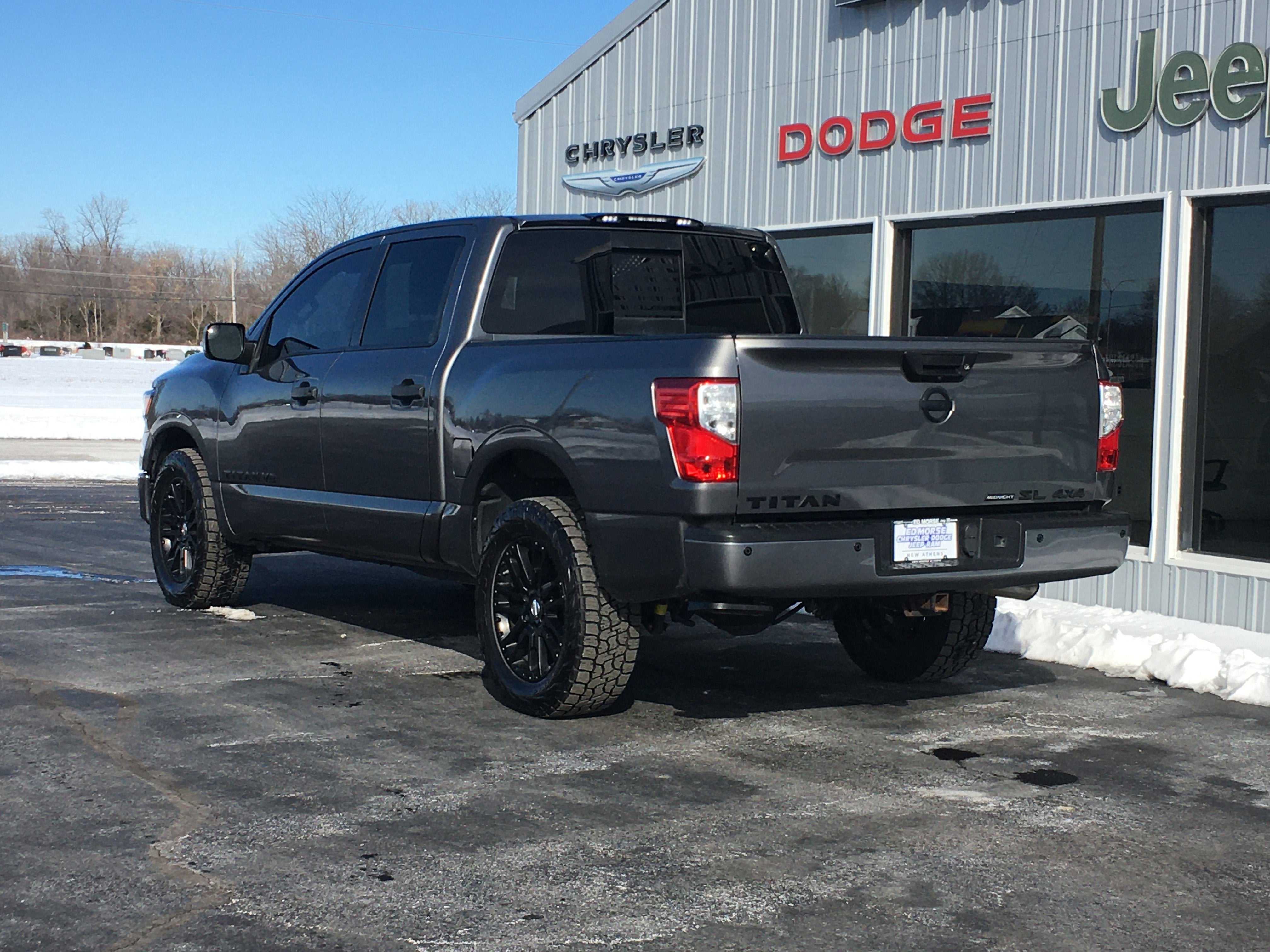 2019 Nissan TITAN SL