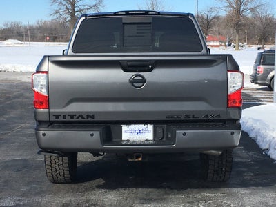 2019 Nissan TITAN SL