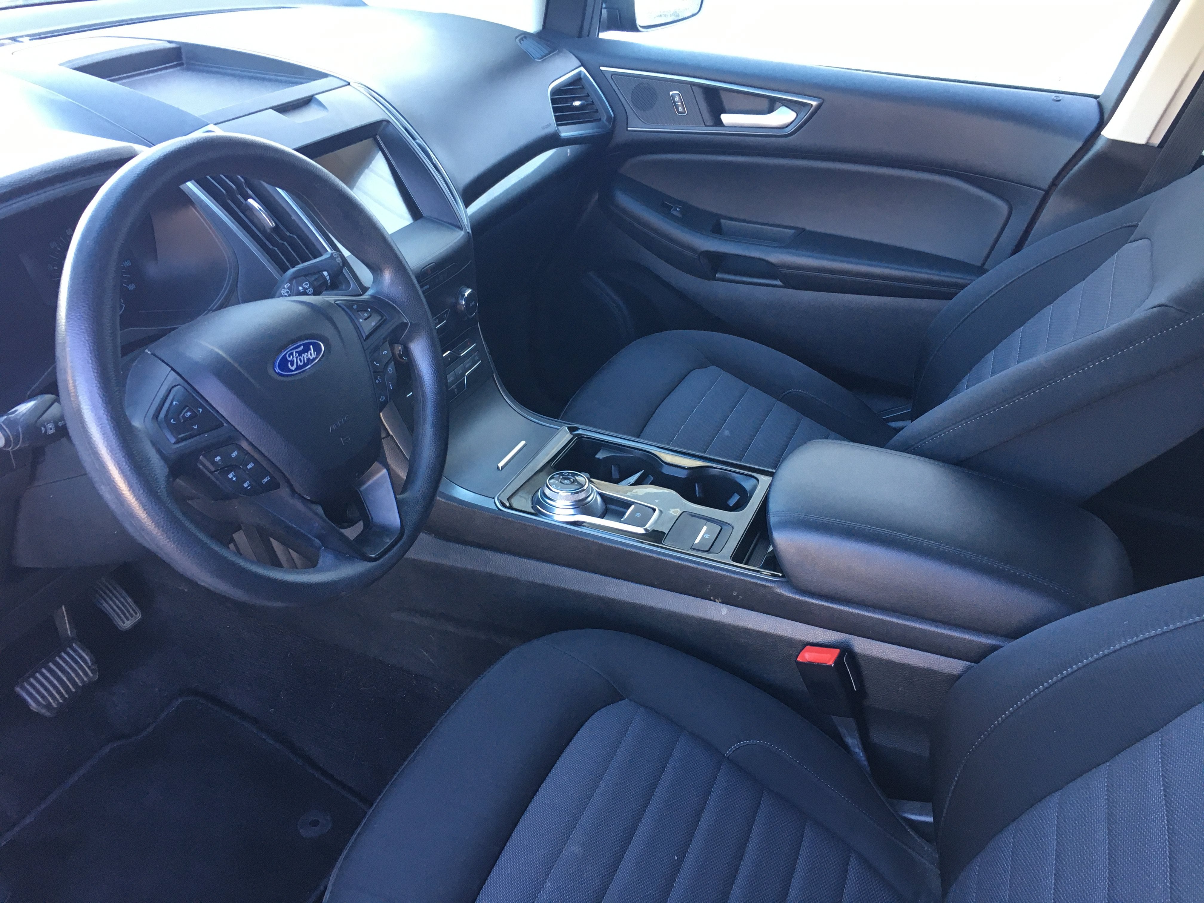 2020 Ford Edge SE