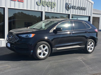 2020 Ford Edge SE