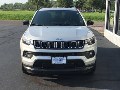 2024 Jeep Compass Latitude Lux FWD