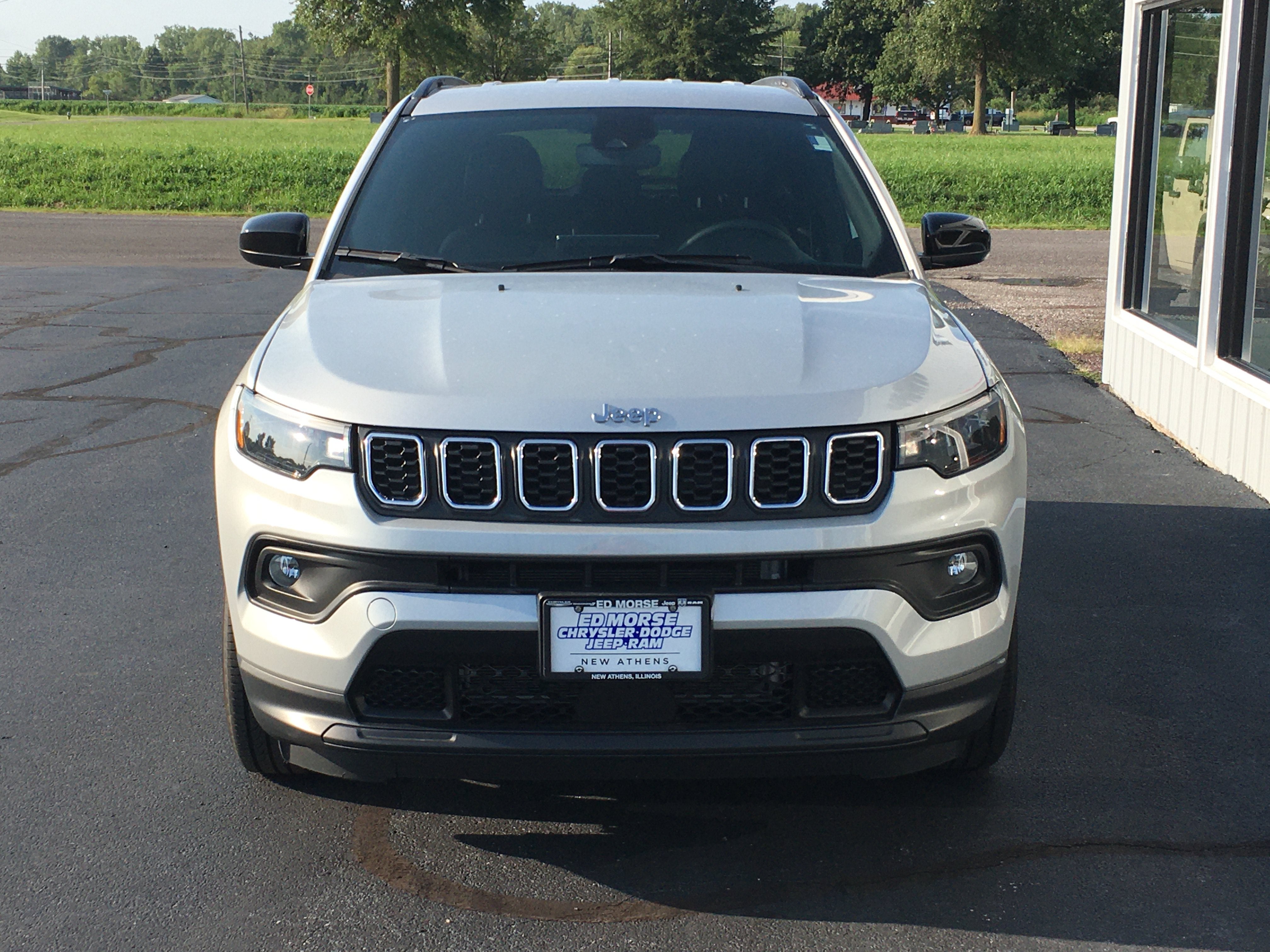 2024 Jeep Compass Latitude Lux FWD