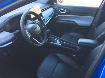 2023 Jeep Compass Latitude Lux FWD