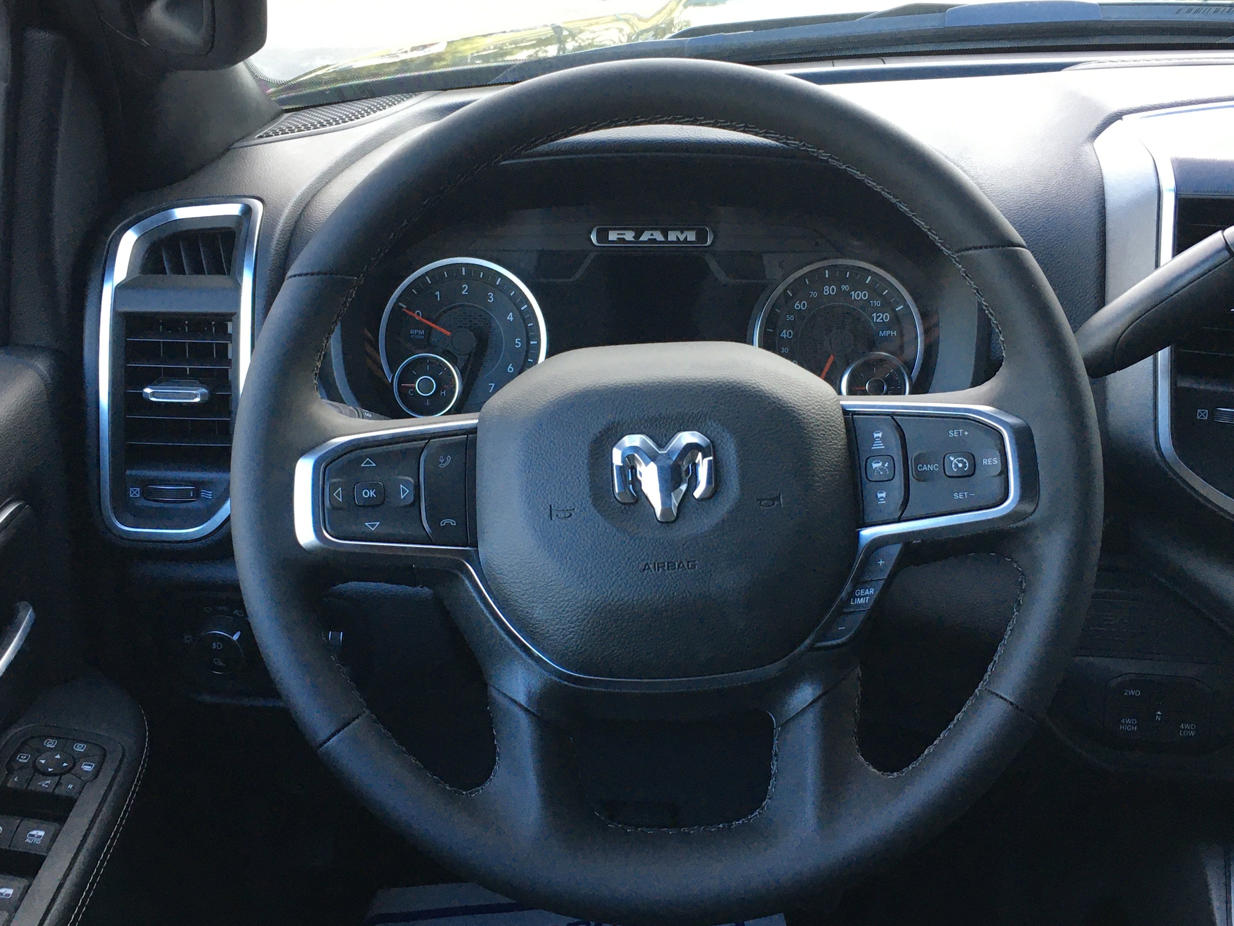 2026 RAM Ram 2500 RAM 2500 BIG HORN CREW CAB 4X4 6'4' BOX