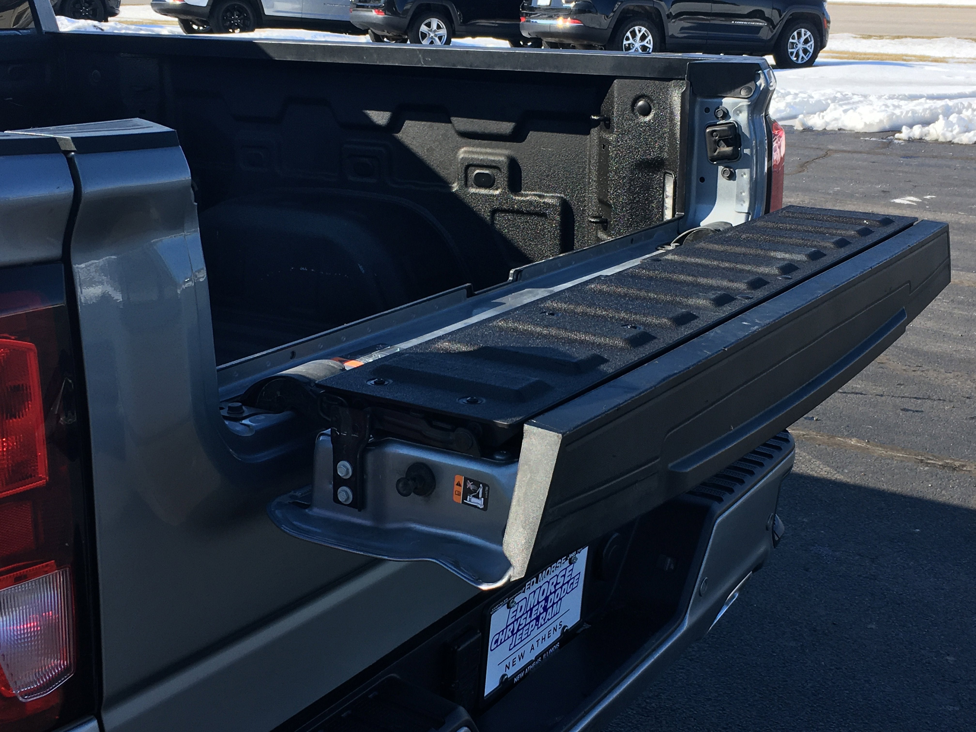 2024 GMC Sierra 1500 4WD Crew Cab Short Box Elevation with 3SB