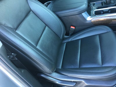 2024 GMC Sierra 1500 4WD Crew Cab Short Box Elevation with 3SB