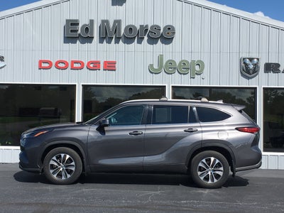 2022 Toyota Highlander XLE